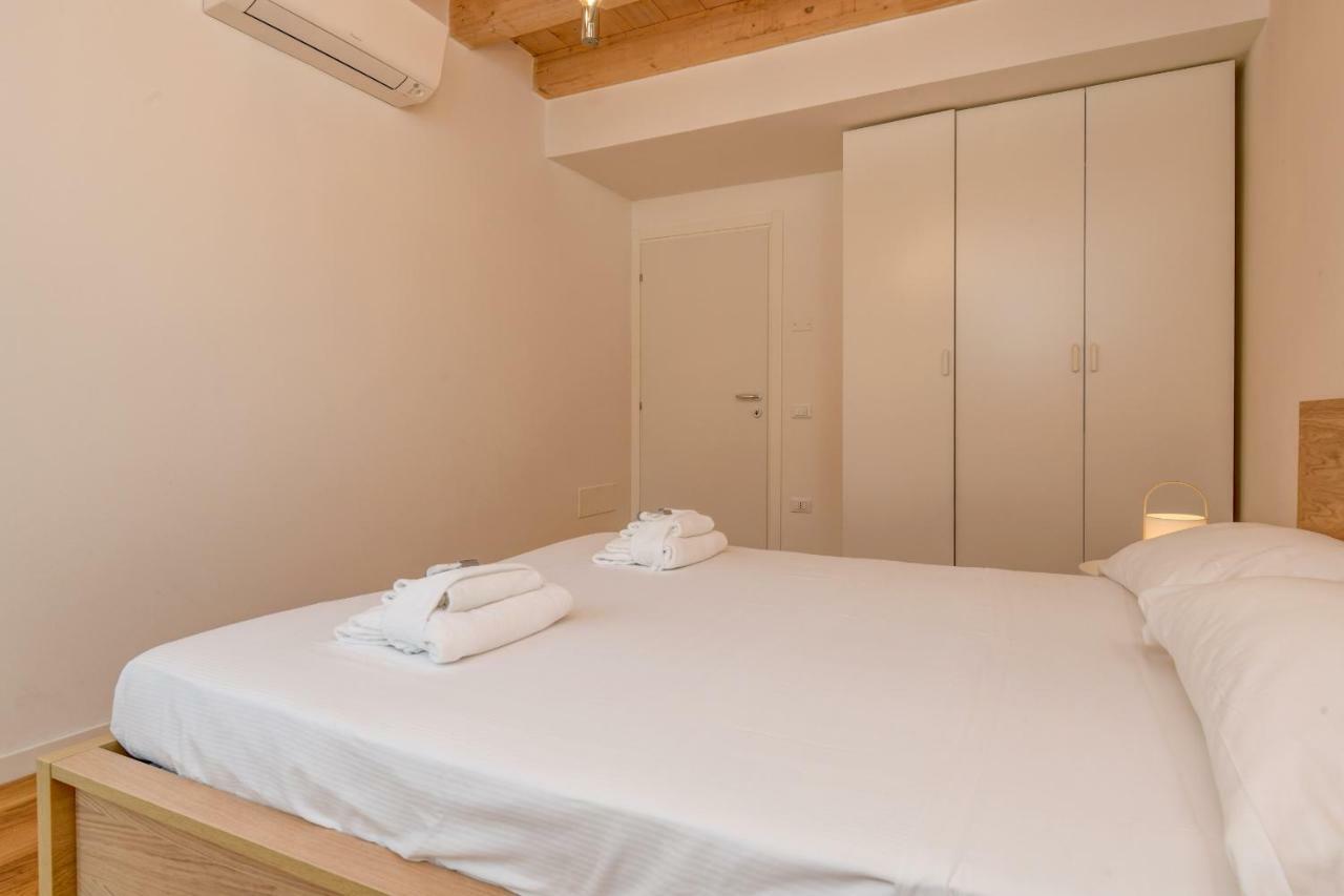My Peschiera Family Home Deluxe Peschiera del Garda Exterior photo